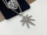 クロムハーツ コピー （Chrome Hearts）大麻草 ペンダントトップ チャーム ネックレス