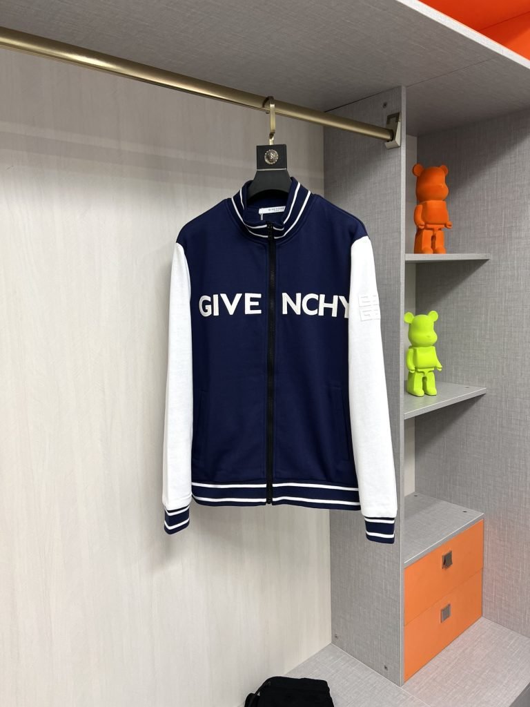 人気ブランド 服GIVENCHY(ジバンシィ)海外通販アウター