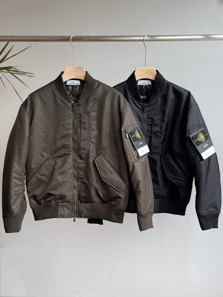 ストーンアイランド（Stone Island）激安新品 メンズパイロットダウンジャケット