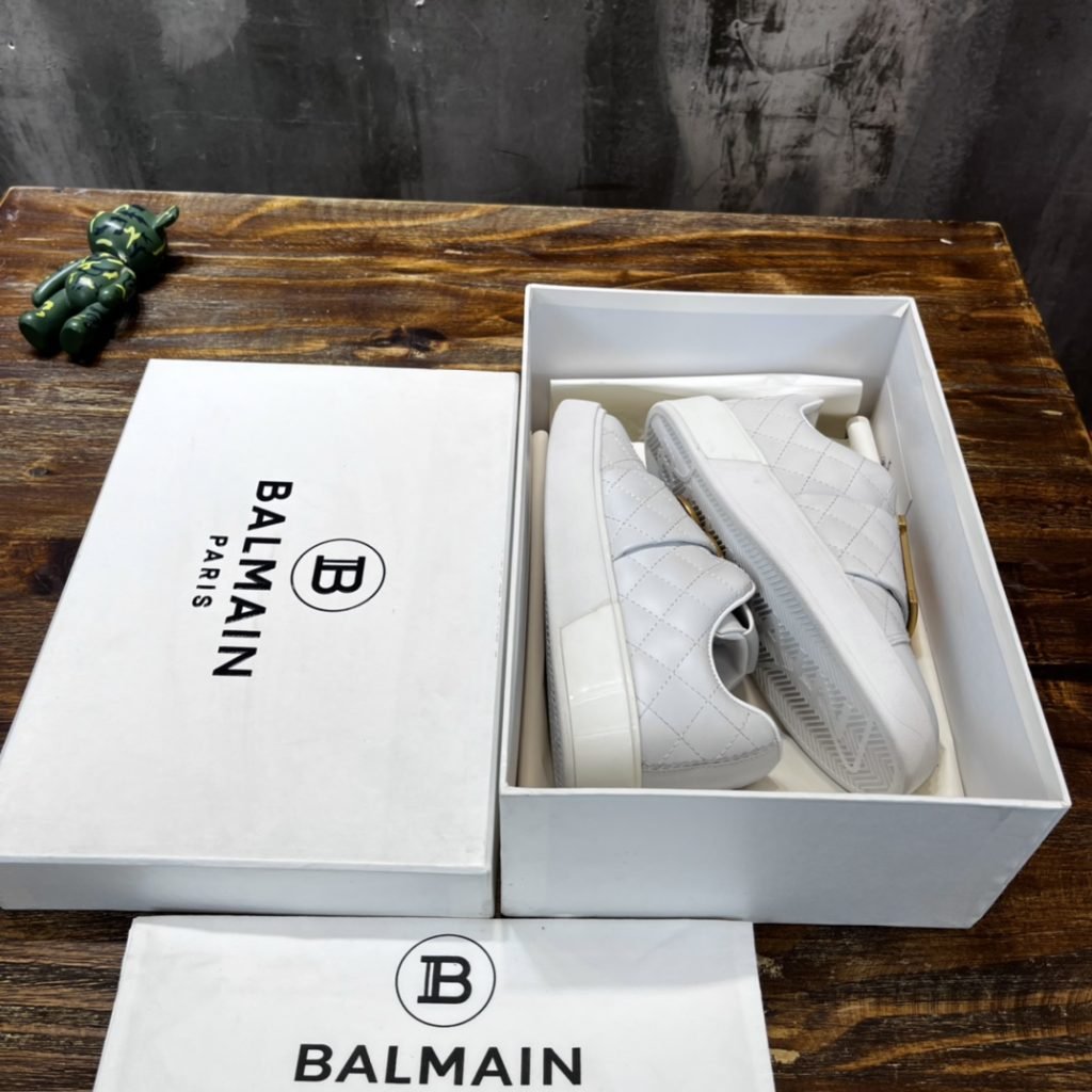 BALMAIN（バルマン）激安販売芸能人 Slip On B-Court Sneakersレザースニーカー