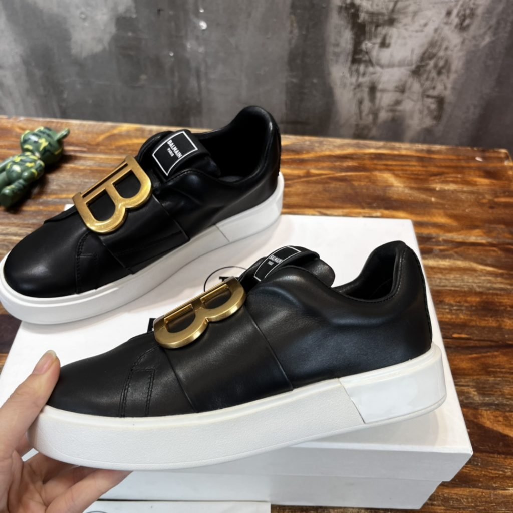 BALMAIN（バルマン）激安販売芸能人 Slip On B-Court Sneakersレザースニーカー