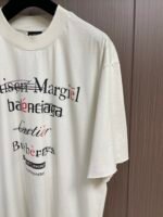 BALENCIAGA(バレンシアガ)アルファベットですグラフィティ半袖Tシャツ