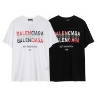 BALENCIAGA(バレンシアガ)コピーアルファベットグラフィティ半袖Tシャツ