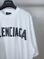 BALENCIAGA(バレンシアガ)2024新作偽物アルファベットファッション半袖Tシャツ激安通販