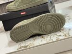 Supreme x Nike SB Dunk Low Retro コラボロートップスポーツシューズグリーン