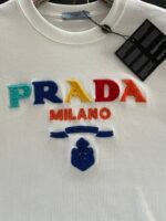 PRADA (プラ ダ)2024春夏新作100%コットン刺繍半袖Tシャツコピー