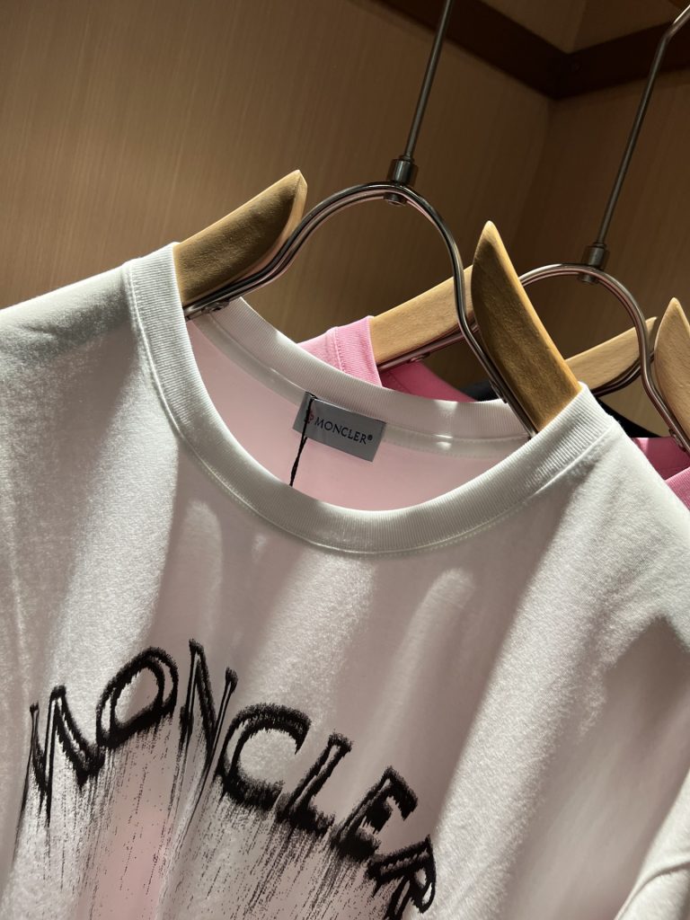 MONCLER(モンクレール)2024春夏男女兼用カップルモデル半袖Tシャツ コピー