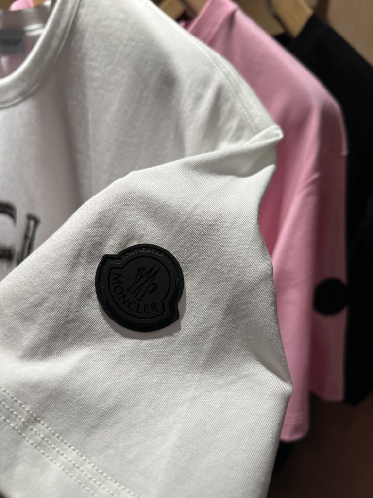 MONCLER(モンクレール)2024春夏男女兼用カップルモデル半袖Tシャツ コピー