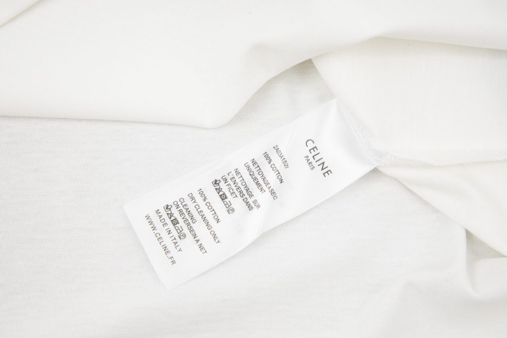 CELINE(セリーヌ)2024春夏新作刺繍ロゲ黒と白のカップル モデル半袖Tシャツスーパーコピー