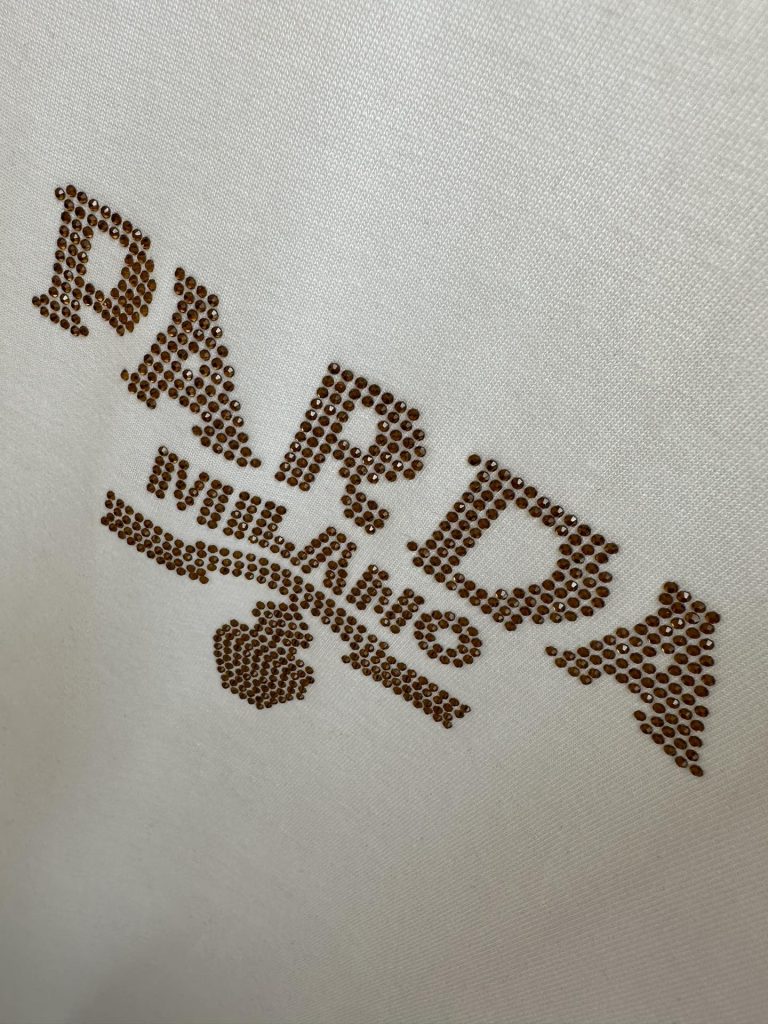 PRADA(プラダ )2024春夏新作アルファベットロゴ半袖Tシャツコピー