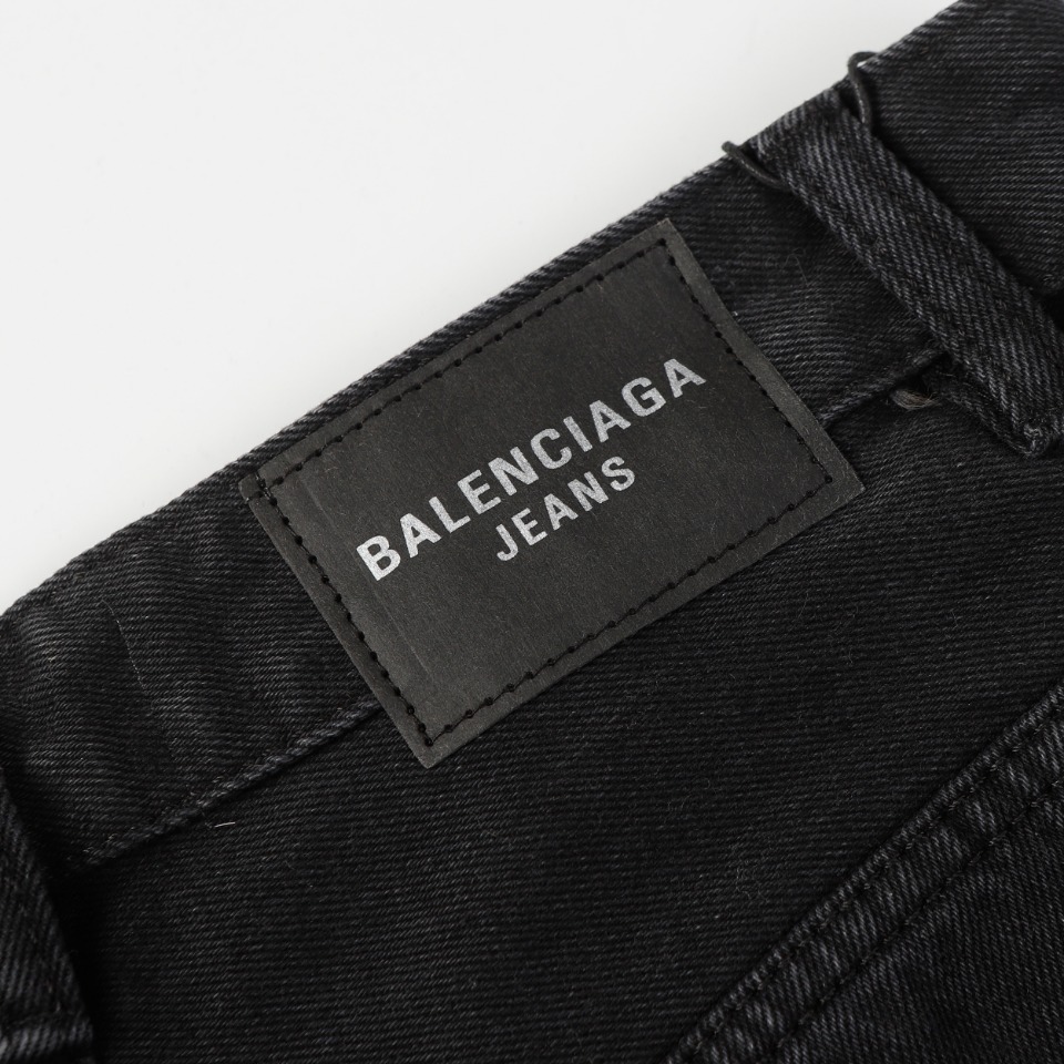 BALENCIAGA(バレンシアガ)2024新作人気のブラックデニムショートパンツn級品