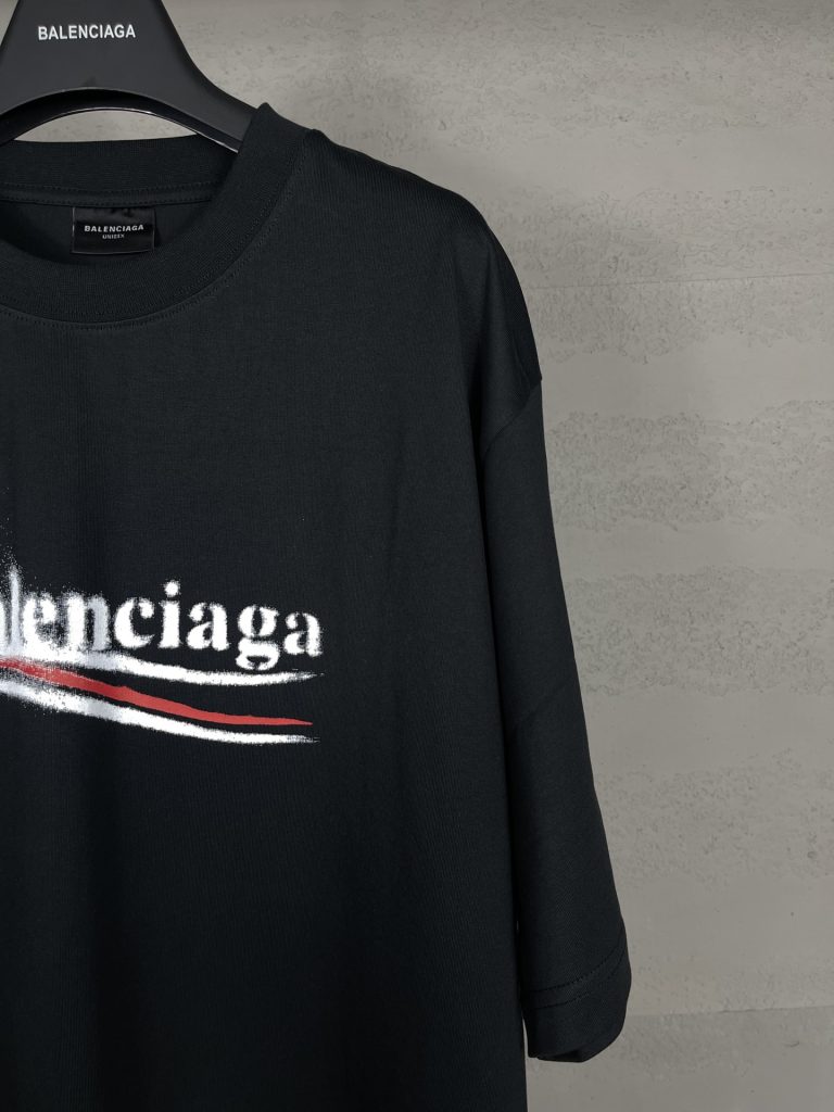 BALENCIAGA(バレンシアガ)輸入素材プリント ロゲ グラフィティ半袖Tシャツ