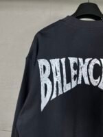 BALENCIAGA(バレンシアガ)偽物夕日のヤシの木 ロゲ プリント長袖tシャツ激安通販