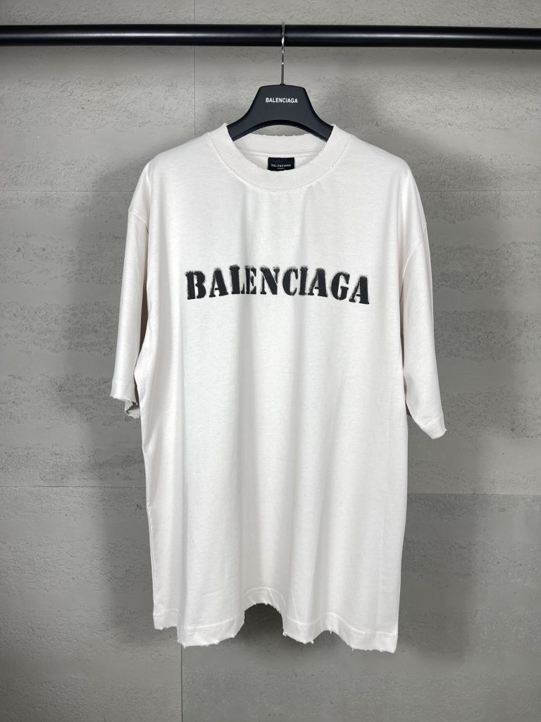 BALENCIAGA(バレンシアガ)2024春夏新作アルファベット ロゲプリント半袖Tシャツコピー