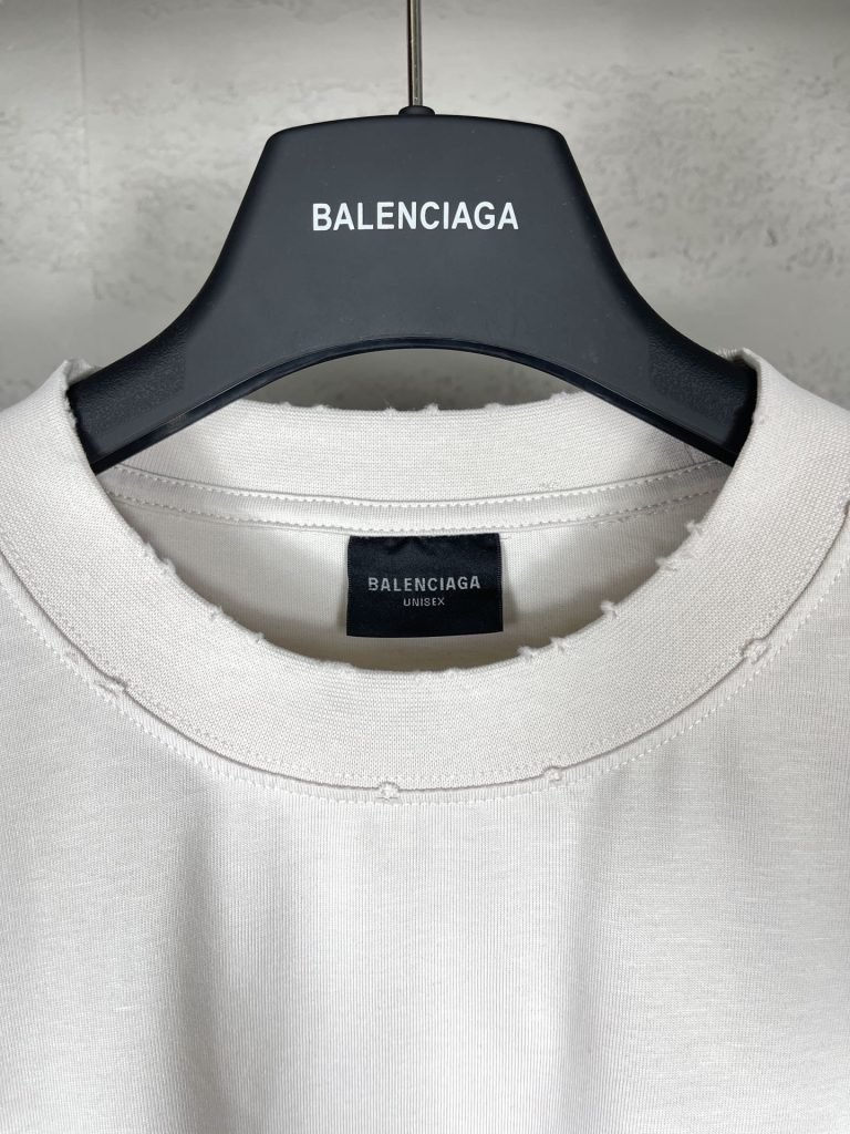 BALENCIAGA(バレンシアガ)2024春夏新作アルファベット ロゲプリント半袖Tシャツコピー