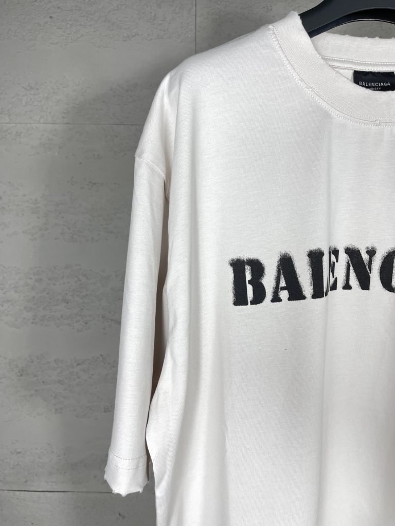 BALENCIAGA(バレンシアガ)2024春夏新作アルファベット ロゲプリント半袖Tシャツコピー