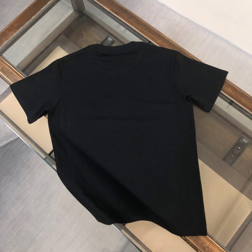 BALENCIAGA(バレンシアガ)2024春夏 ロゲグラフィティカップルモデル半袖Tシャツn級品