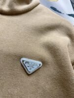 PRADA(プラダ)ブレンド生地のファインフリースパーカースーパーコピー
