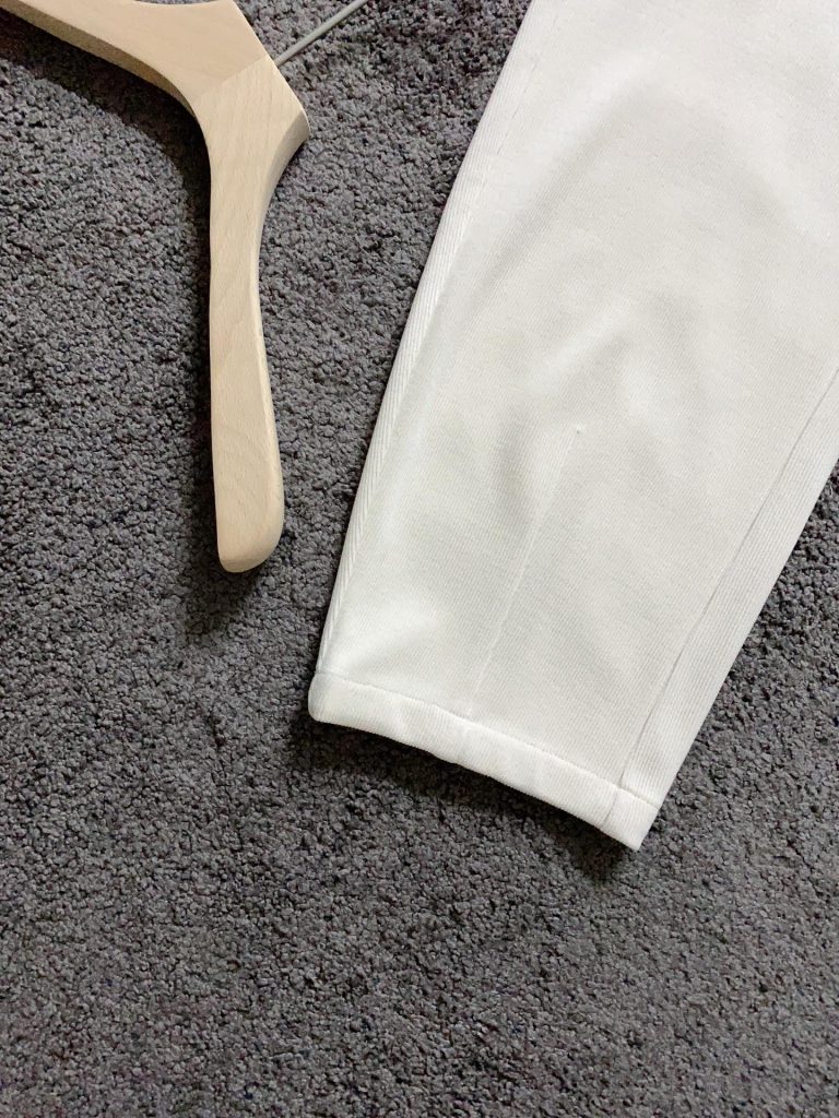 PRADA(プラダ)2024新作偽物コーデュロイカジュアルパンツ激安通販