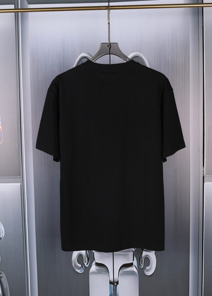 PRADA(プラダ)2024新作偽物刺繍100%コットンカップルモデル半袖Tシャツ激安通販