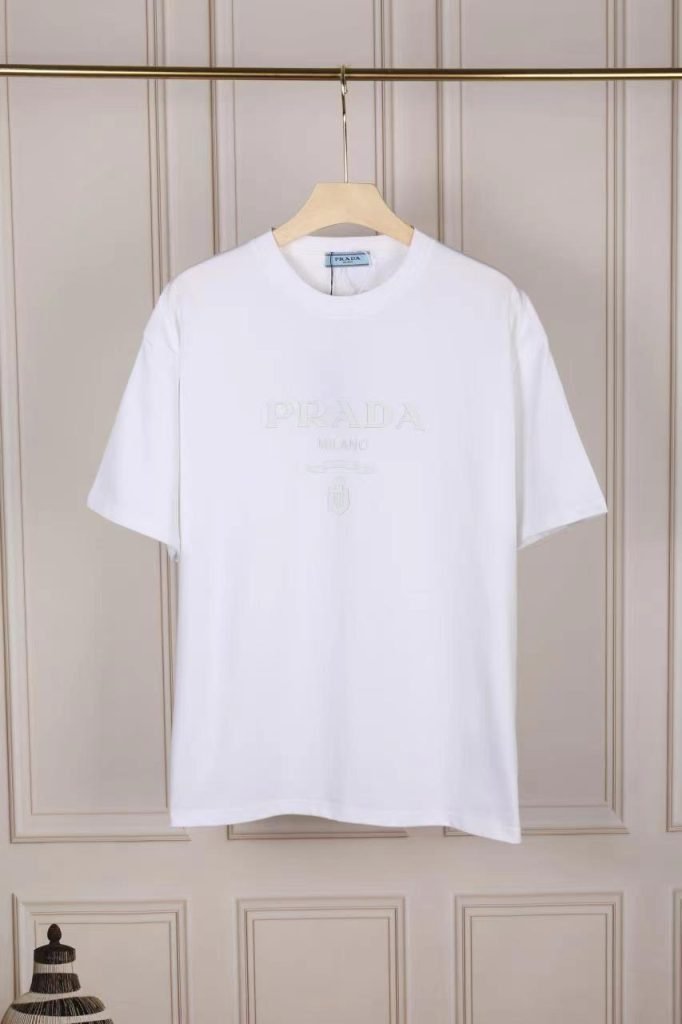 PRADA(プラダ)2024新作高品質100%コットン カップルモデル半袖Tシャツn級品