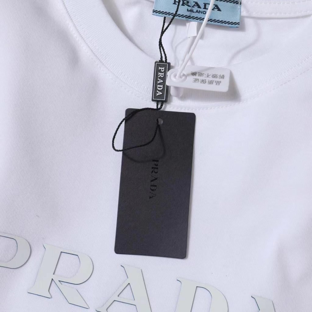 PRADA(プラダ)2024新作高品質100%コットン カップルモデル半袖Tシャツn級品