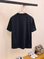 PRADA(プラダ)春夏新作三角カスタム生地マーク半袖Tシャツn級品