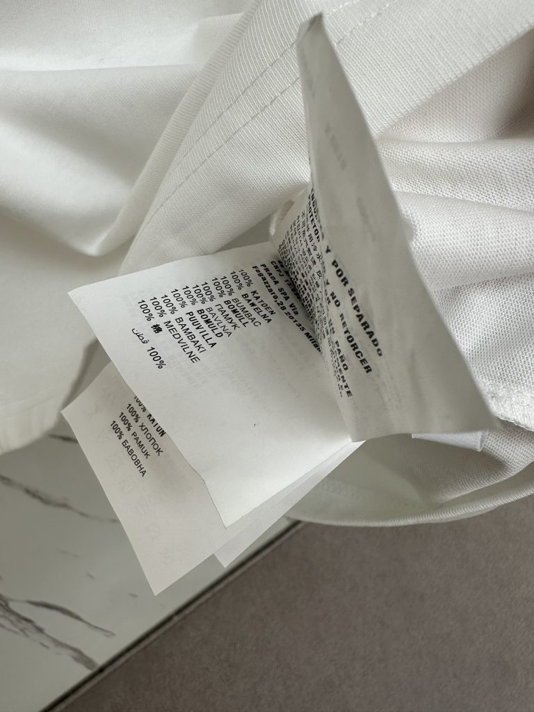 PRADA(プラダ)定番偽物 カスタム生地アルファベットロゴ ラウンドネック半袖激安通販|スーパーコピーn級優良店 7 PRADA(プラダ)定番偽物 カスタム生地アルファベットロゴ ラウンドネック半袖激安通販