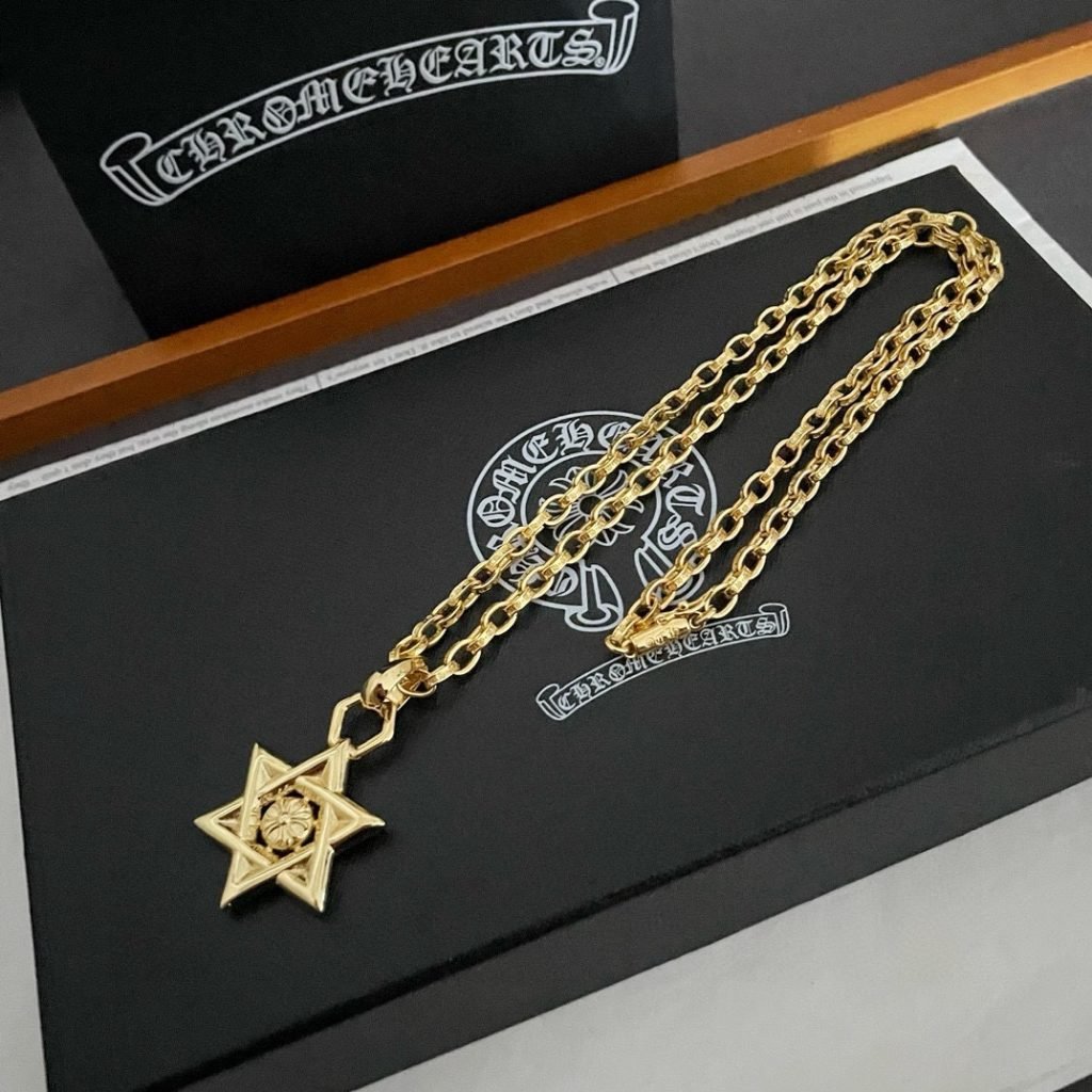 Chrome Hearts（クロム ハーツ） スーパーコピー  黄金色定番六芒星ペンダントネックレス