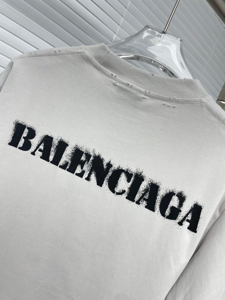 BALENCIAGA(バレンシアガ)  コピー 墨染プリントアルファベットTシャツ