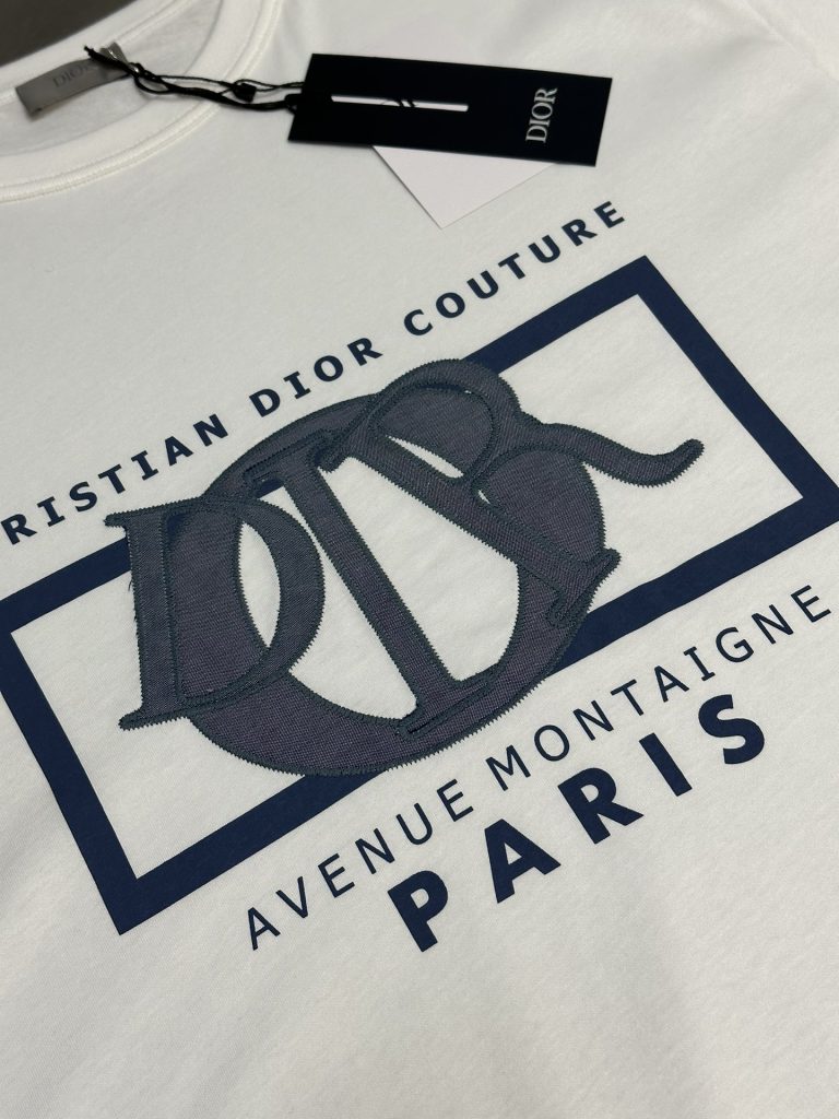 Dior(ディオール)  コピー オシャレなロゴ刺繍半袖 激安通販