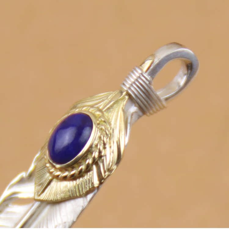 Goro’s(ゴローズ) 高橋吾郎 n級品 925純銀ラピスラズリ象嵌フェザーペンダント