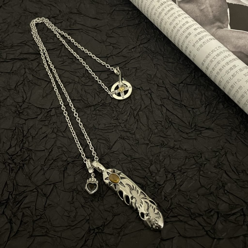 Goro’s（ゴローズ）高橋吾郎 n級品 トレンドシルバーアクセサリーフェザーペンダントネックレス 通販