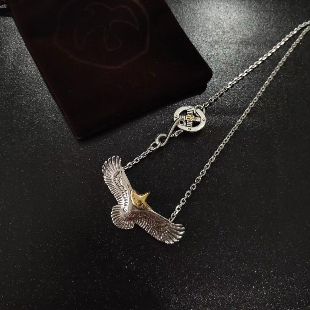 Goro’s（ゴローズ） 偽物 高橋吾郎シルバーアクセサリー飛鷹ペンダントネックレス 激安通販