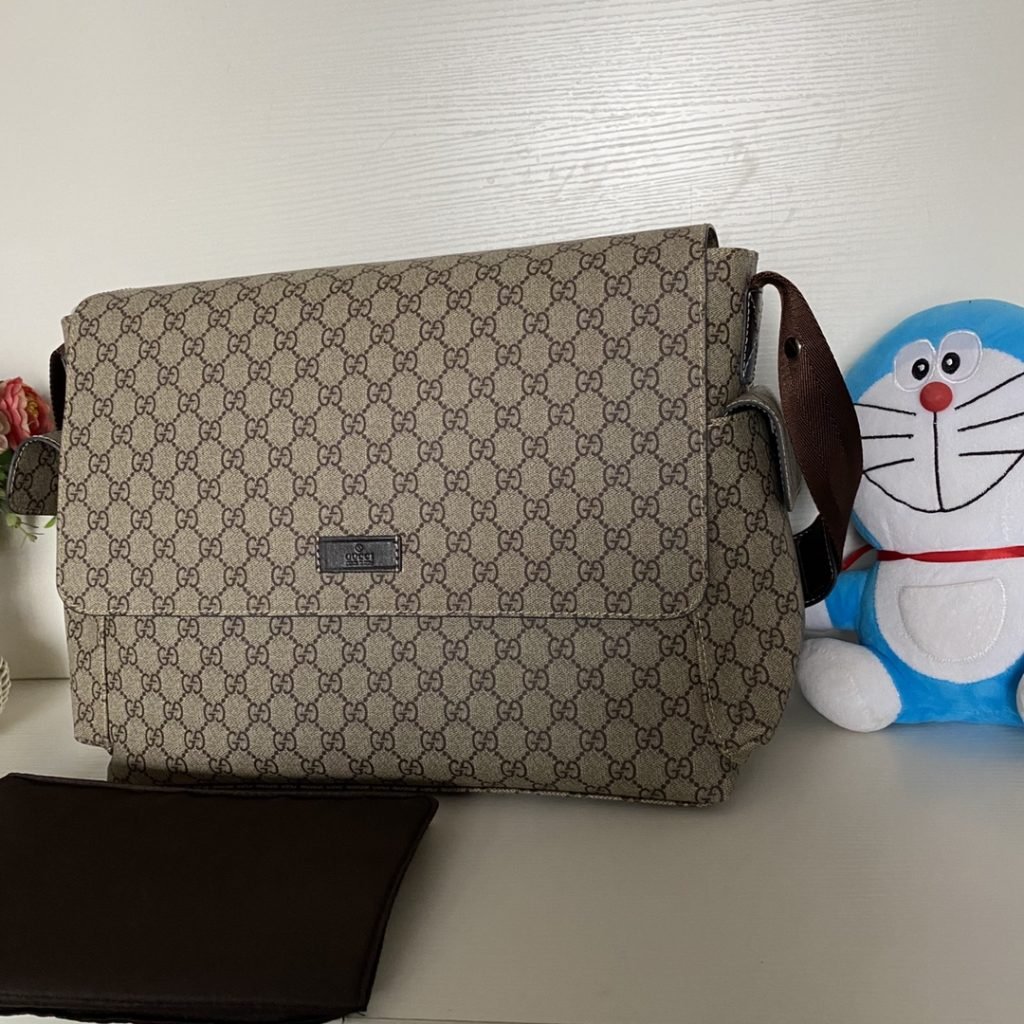 GUCCI (グッチ) 2024新作 芸能人  ファッショントレンドdiaper bag 激安通販