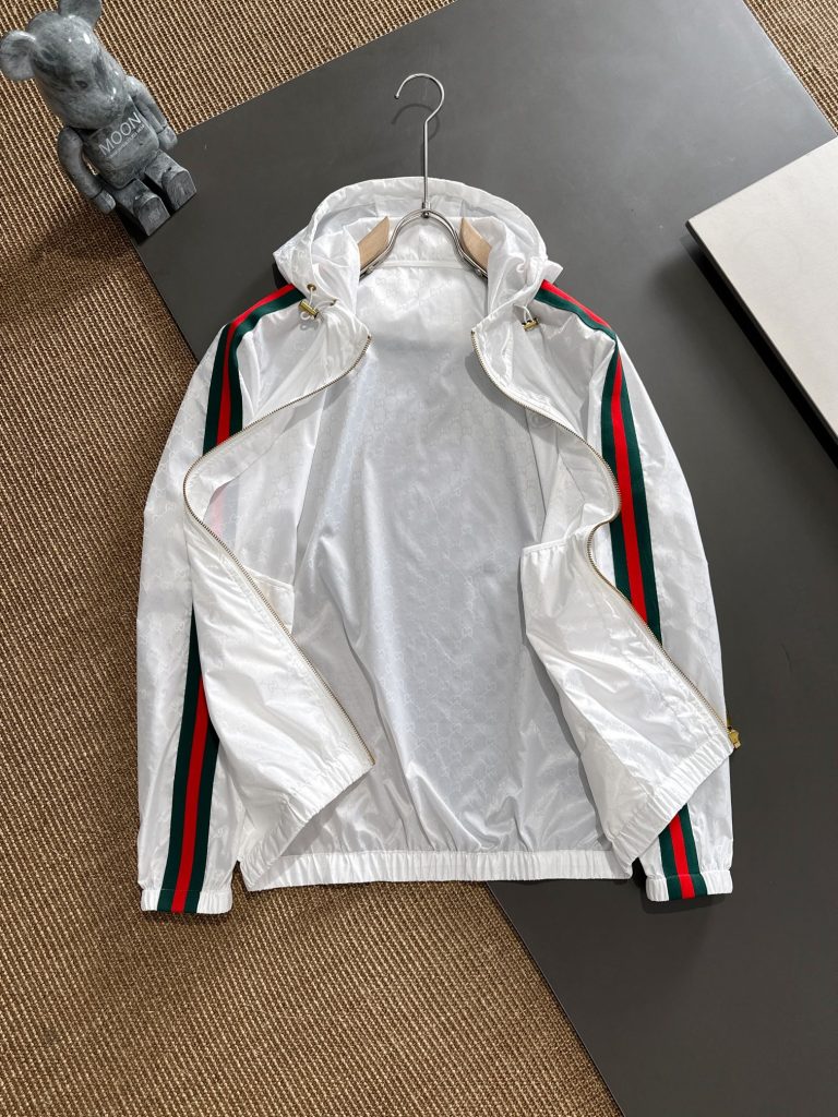 GUCCI(グッチ) 偽物 芸能人 定番専門店カジュアルファッション薄手日焼け止めジャケットコート