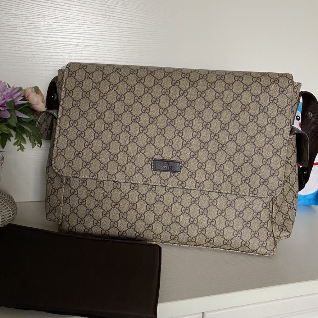 GUCCI (グッチ) 2024新作 芸能人  ファッショントレンドdiaper bag 激安通販