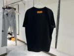 LOUIS VUITTON（ルイヴィトン） 偽物 lvクリスタルロゴ半袖オシャレでカジュアル半袖 激安通販
