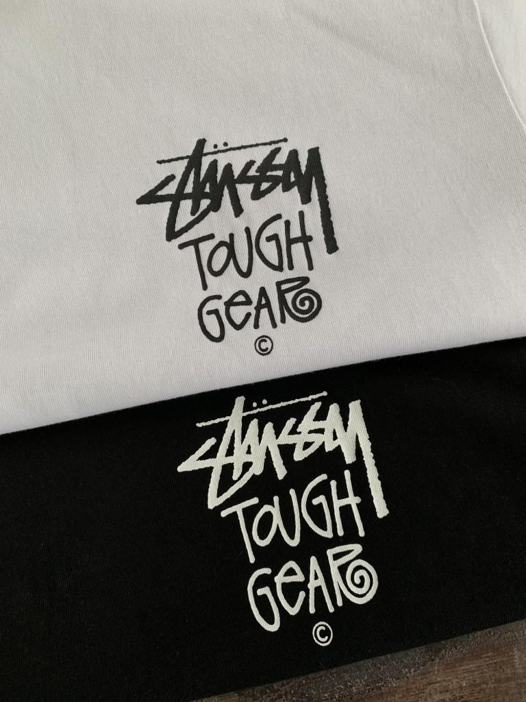 STUSSY(ステューシー) n級品 定番LOGO創作アルファベットスローガンプリント半袖Tシャツ 激安通販