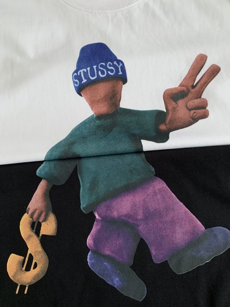 STUSSY(ステューシー)新作 コピー Peace Prosperity Tee人形背面標語半袖Tシャツ