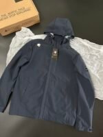 STONE ISLAND(ストーンアイランド) 2024新作 n級品 防風防水多機能ソフトシェルジャケット