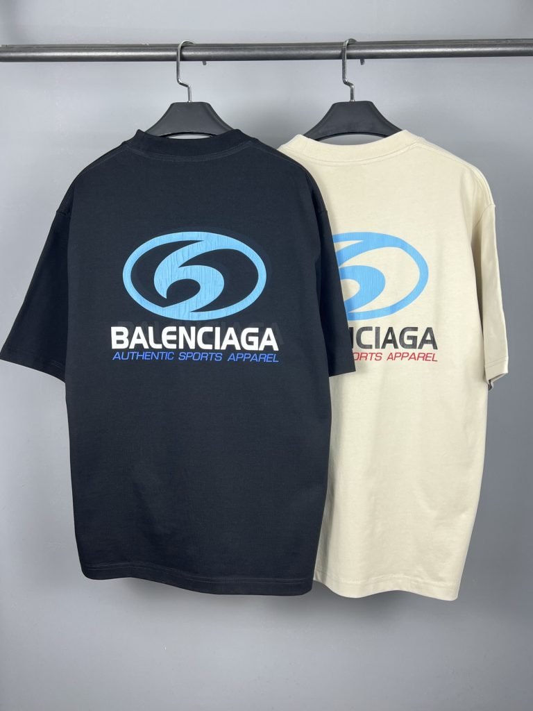 BALENCIAGA(バレンシアガ)春新作 n級品 アルファベットプリントラウンドネック半袖Tシャツ 