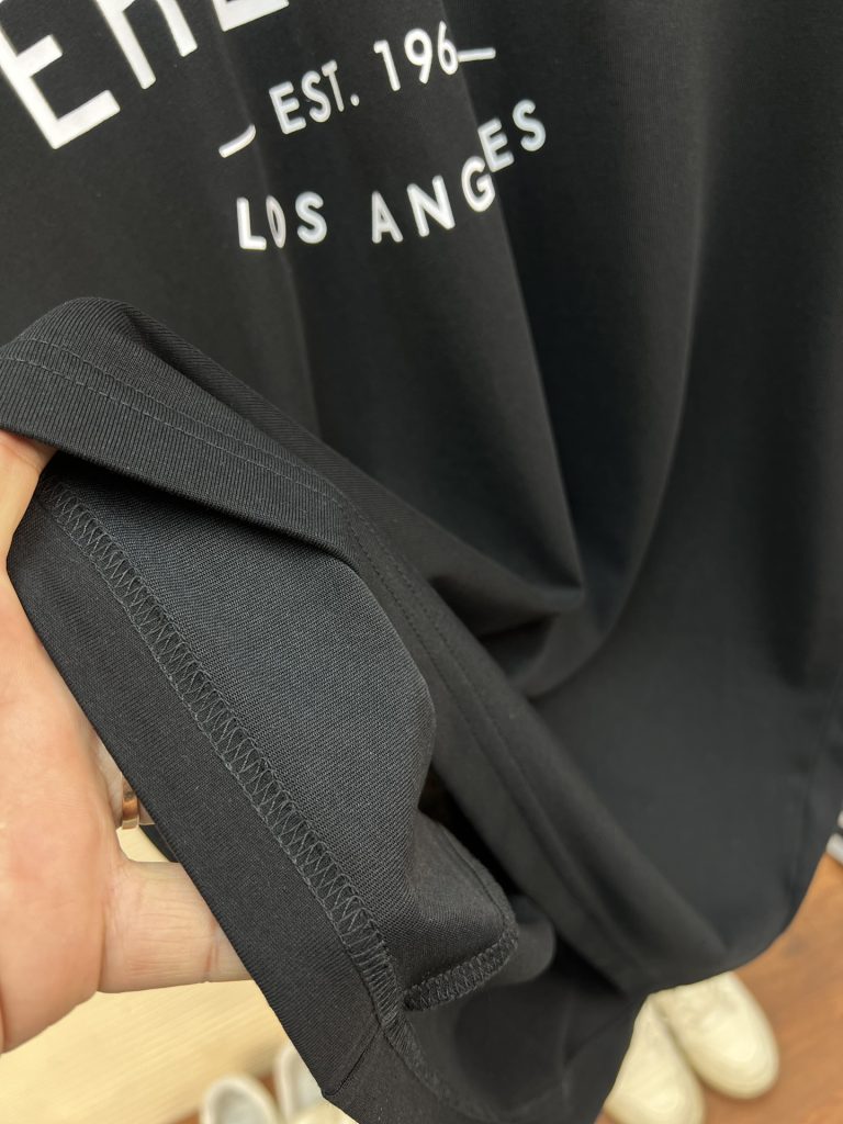 BALENCIAGA(バレンシアガ)2024新作 コピー アルファベットカップルモデル半袖Tシャツ