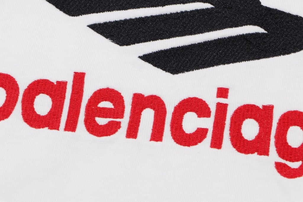 BALENCIAGA(バレンシアガ)X ADIDAS n級品 コラボ アルファベット プリント半袖Tシャツ男女兼用