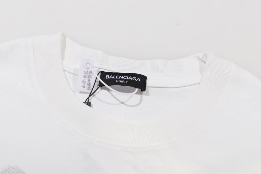 BALENCIAGA(バレンシアガ) コピー バレンタインデー限定愛プリントカップルモデル半袖Tシャツ 