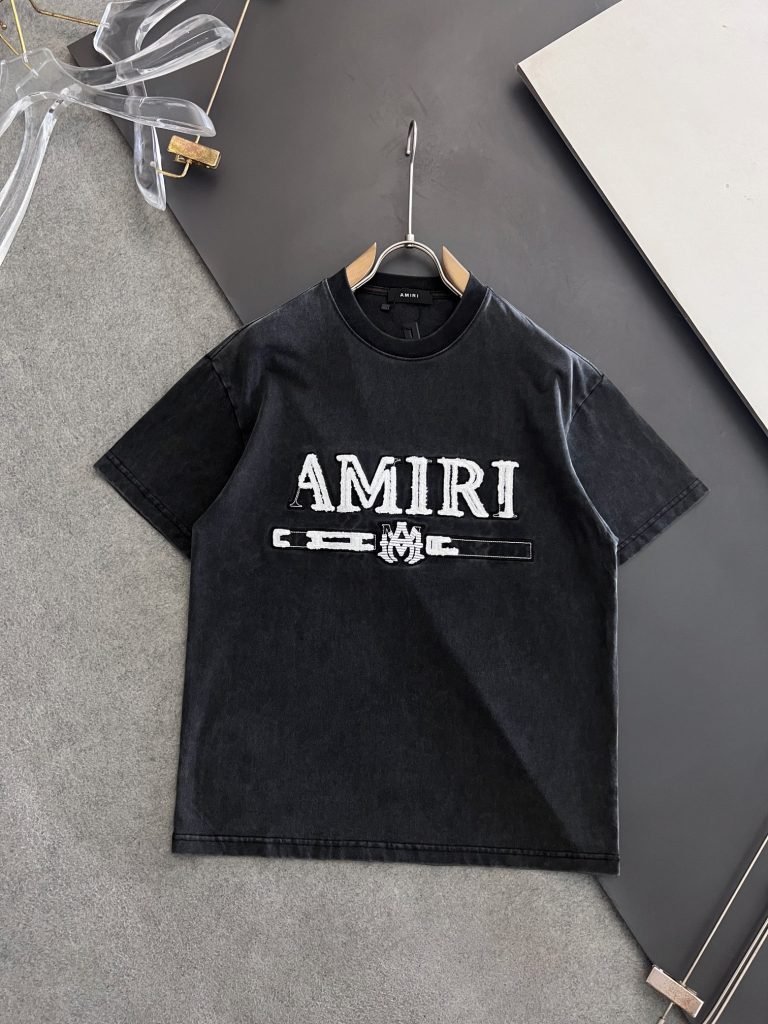 AMIRI（アミリ)2024新作偽物定番ロゴプリントカップルモデル半袖Tシャツ通販