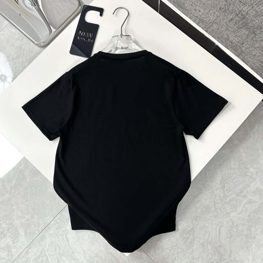 AMIRI（アミリ)2024年春新作偽物メンズ綿刺しゅうロゴプリントTシャツ通販