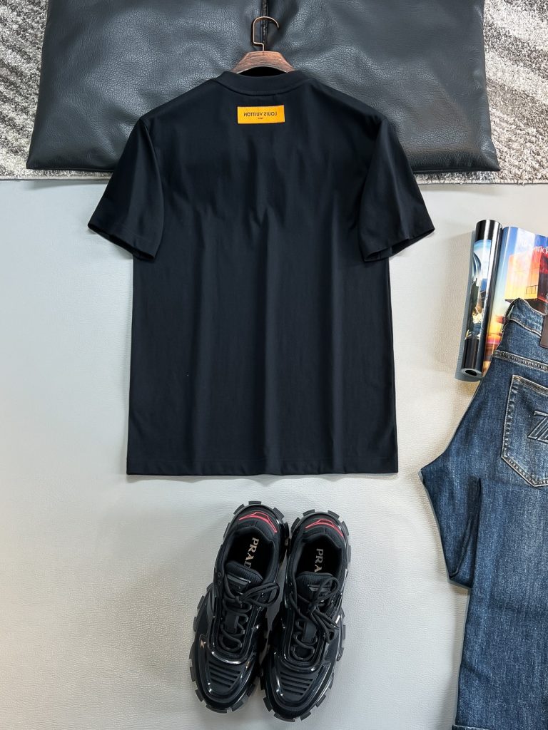 LOUIS VUITTON(ルイヴィトン)定番n級品ロゴ刺しゅうシンプルカジュアルTシャツ通販 