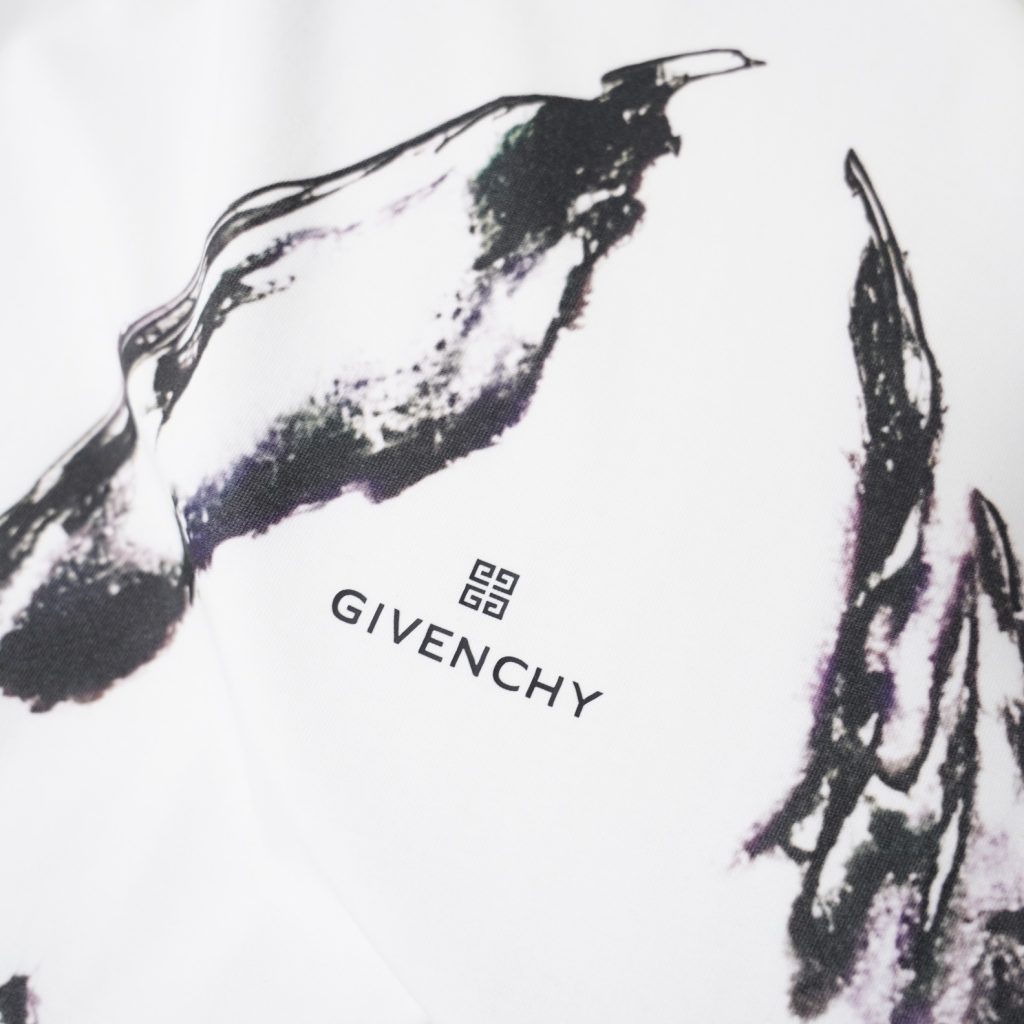 GIVENCHY(ジバンシイ)2024新作コピープリントゆったりしたTシャツ男女同タイプ通販