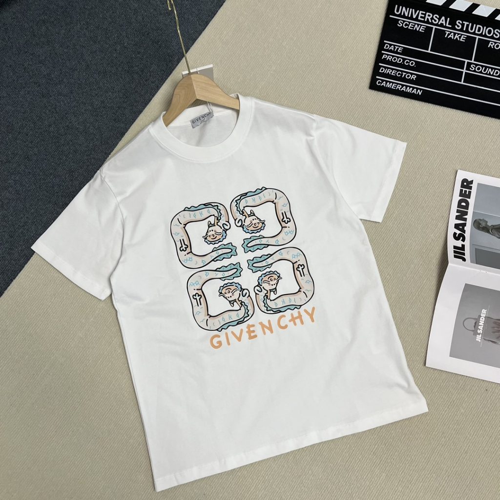 GIVENCHY(ジバンシイ)春夏2024の新作偽物のおしゃれなlogoのプリントレジャーする半袖激安通販